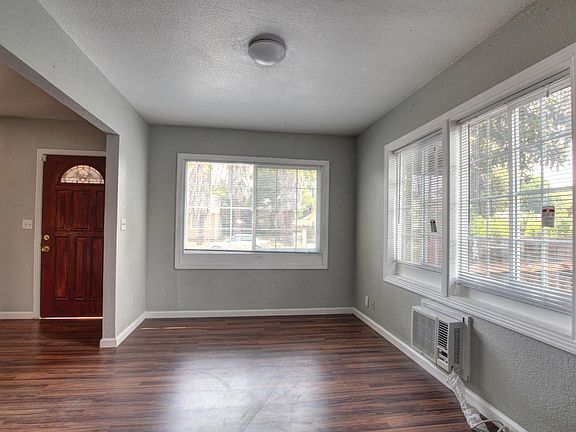 4th image of 3525 24th Ave