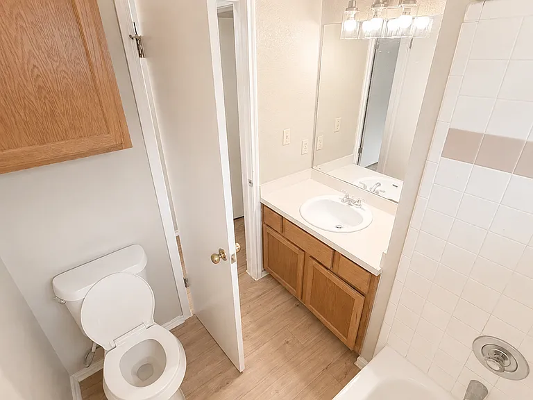 1217 Armadillo Rd #B — Photo 11