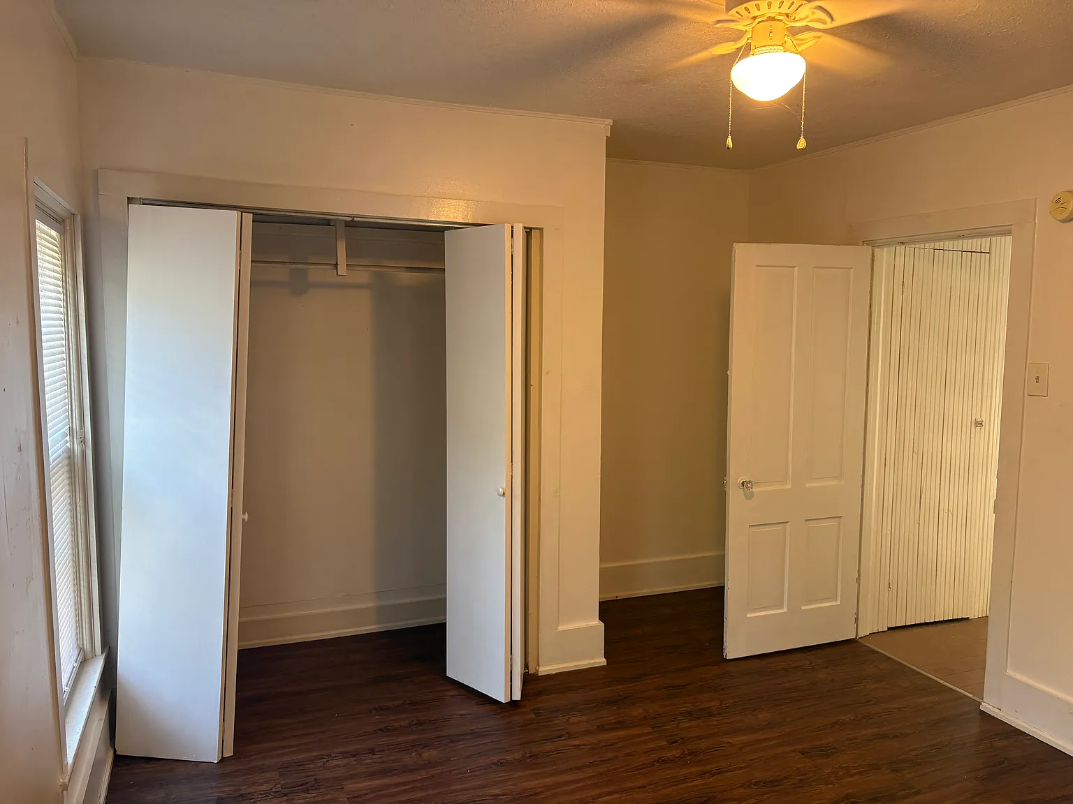 2 bed, 1100 sqft, $1,100 — Photo 4