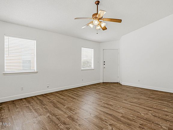 3rd image of 3424 Tierra Cobre Dr