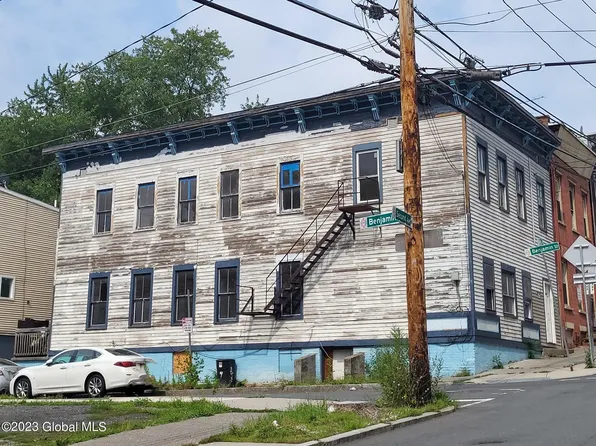 32 2nd Avenue, Albany, NY 12202