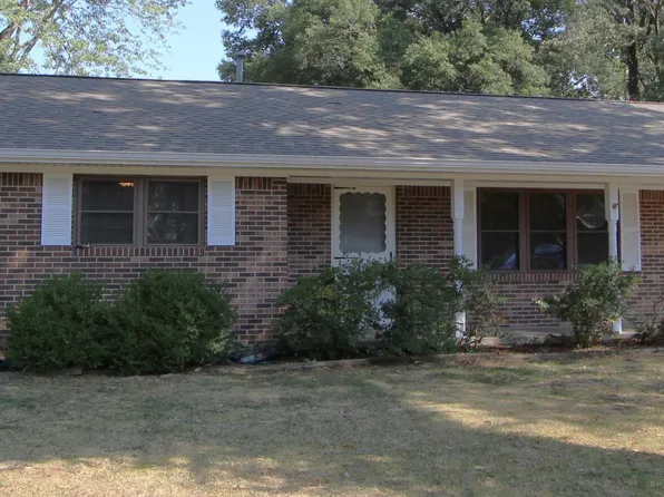 3083 Arnold St, Milan, TN 38358