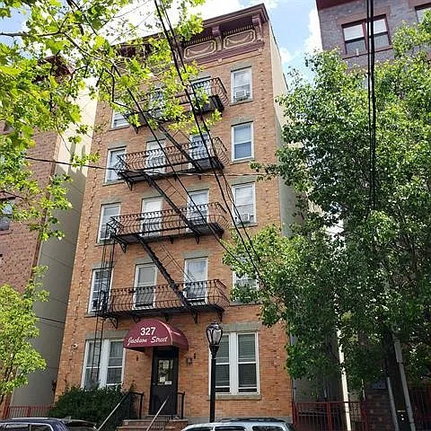 1 bed, 1.0 bath, 550 sqft, $2,200 — Photo 4