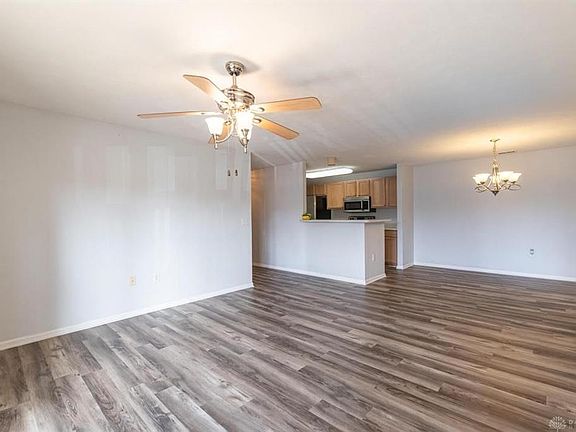 4th image of 1901 Waterstone Blvd APT 207