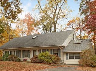 465 Orangeburg Rd, Pearl River, NY 10965