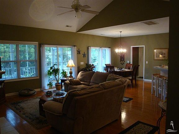 3rd image of 4146 Preston Pl