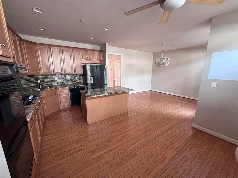 138 Swanton Ln — Photo 1
