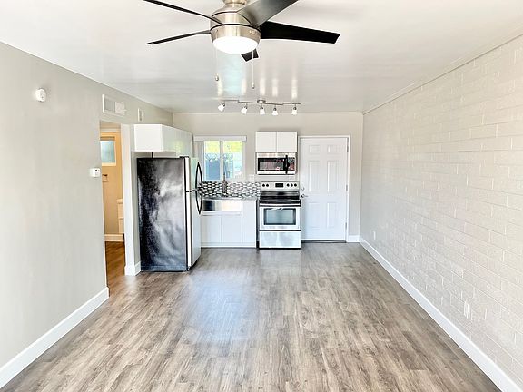 4th image of 2726 E Glenrosa Ave APT 4