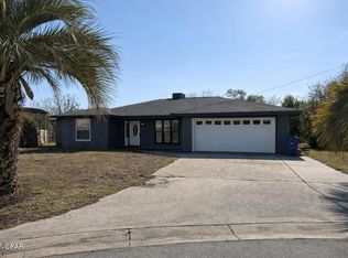 945 Agnes Scott Cir, Panama City, FL 32405