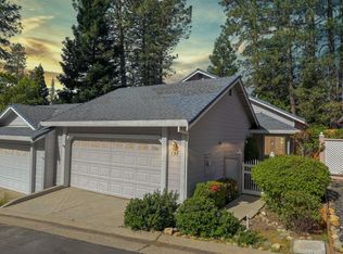121 Carriage Ln, Grass Valley, CA 95949