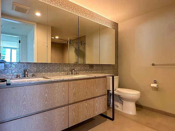4th image of 1000 Auahi St #3102