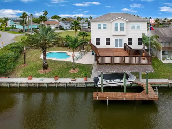 4 S Redwing St, La Marque, TX 77568