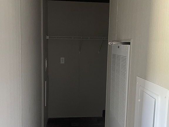 4th image of 3010 34th Street Dr NE