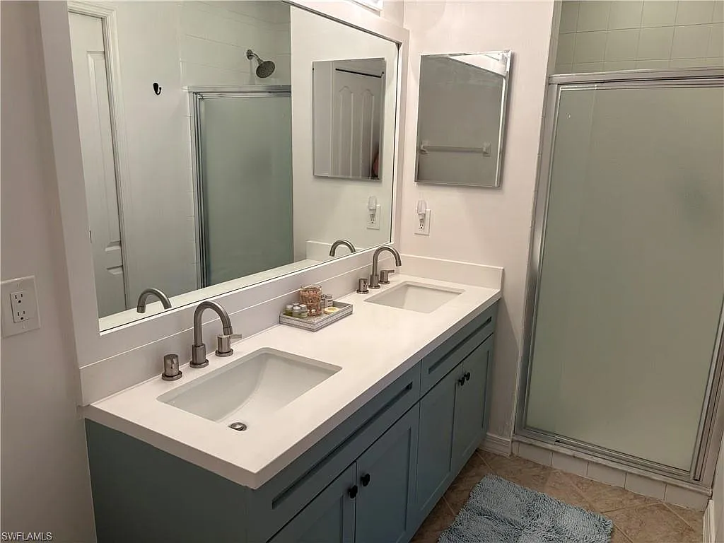 2 bed, 2.0 bath, 1789 sqft, $2,295 — Photo 2