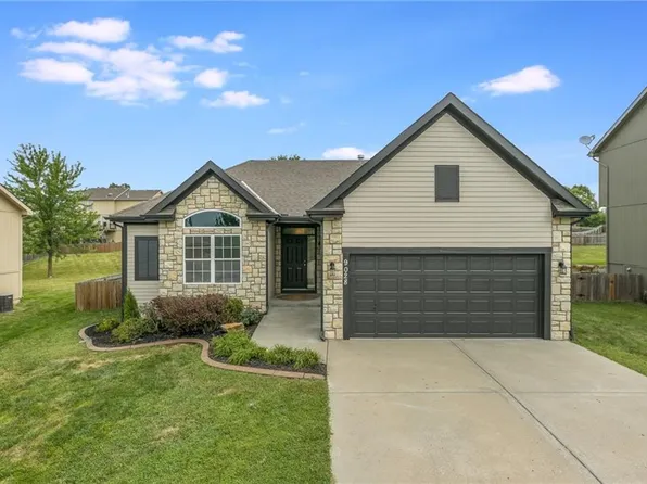 9028 NE 103rd St, Kansas City, MO 64157