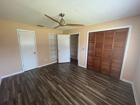 5th image of 1127 SE 14th St