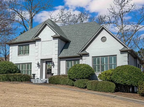 1050 Somerset Ln, Birmingham, AL 35242
