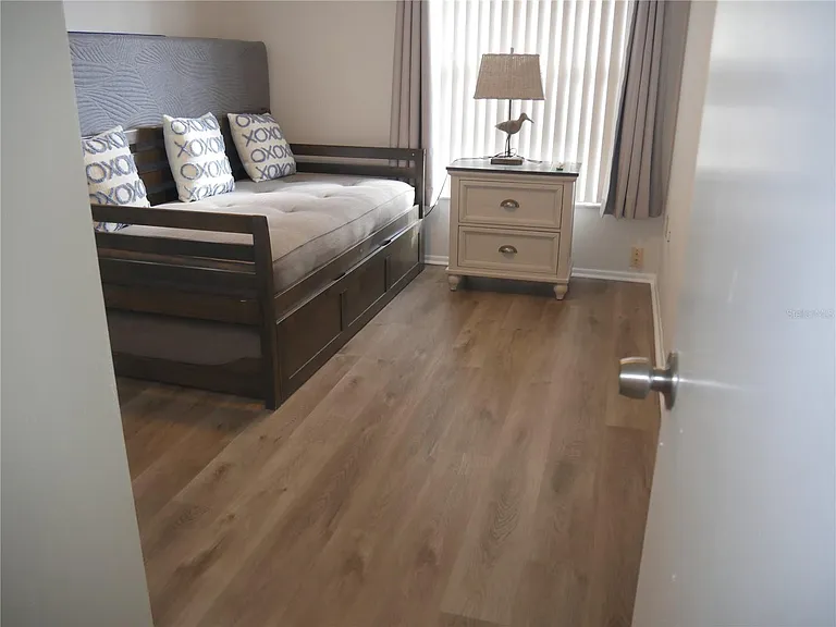 6165 Chesham Dr #5 — Photo 22
