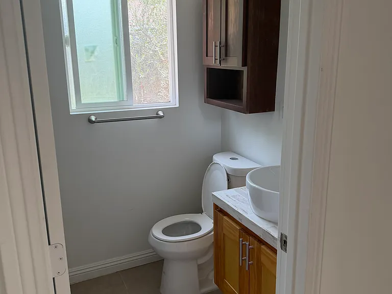 2513 W Occidental St #2 — Photo 4