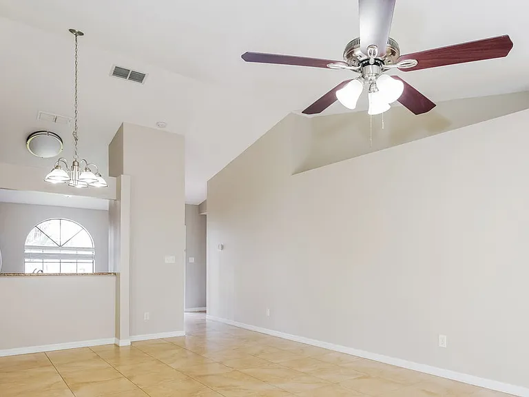 12775 Majorama Dr — Photo 5