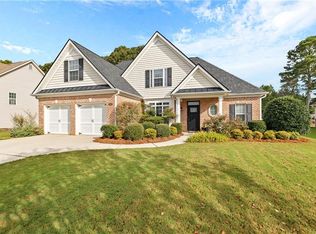 210 Brookwood Dr, Carrollton, GA 30117