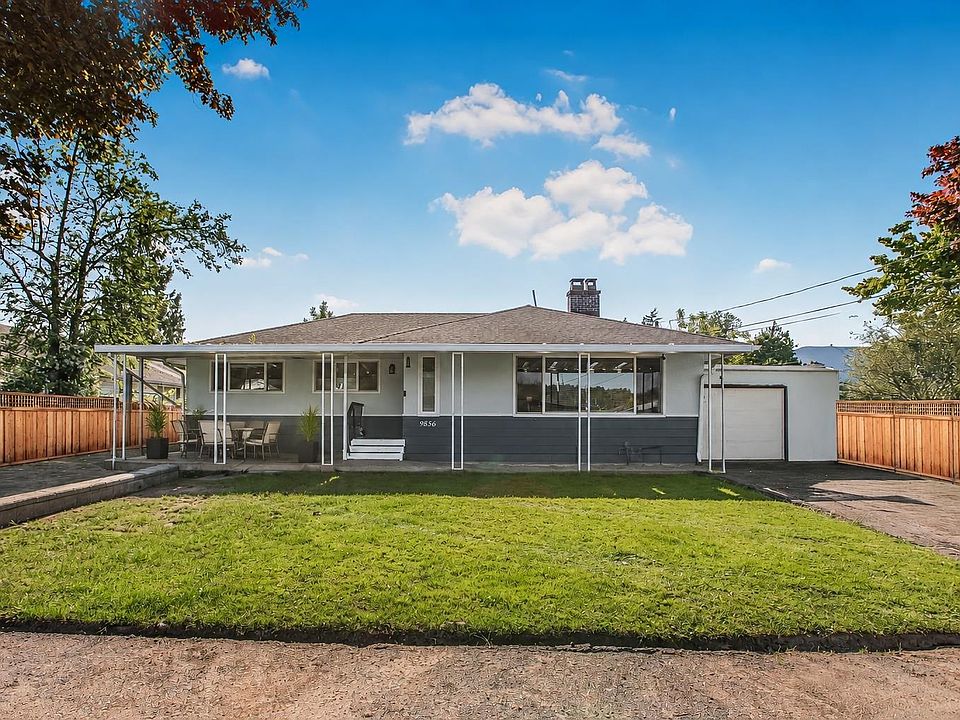 1st image of 9856 Inglewood Cres