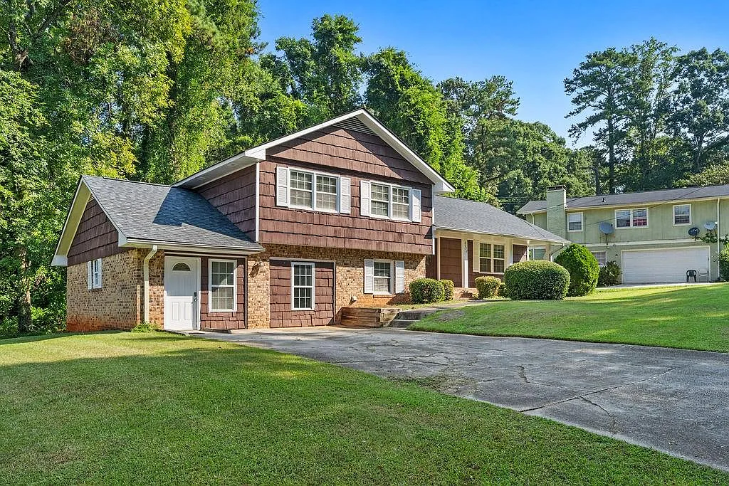 4 bed, 3.0 bath, 1746 sqft, $1,850 — Photo 2