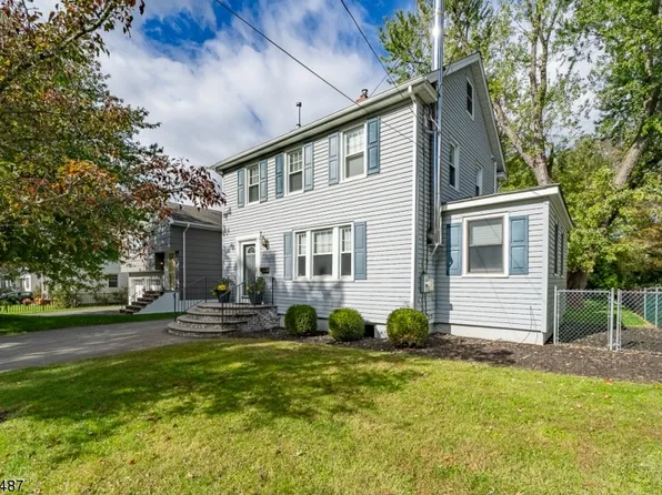 61 Maple Ave, Morris Plains Boro, NJ 07950