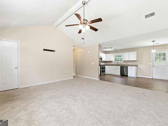5th image of 1325 Loblolly Dr