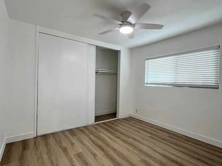 1721 S Westgate Ave — Photo 10