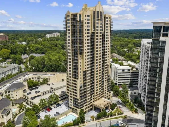 3481 Lakeside Dr NE APT 608, Atlanta, GA 30326