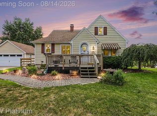 6461 Marsh Rd, Cottrellville, MI 48039