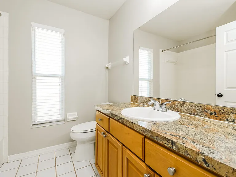 1718 Putney Cir — Photo 15