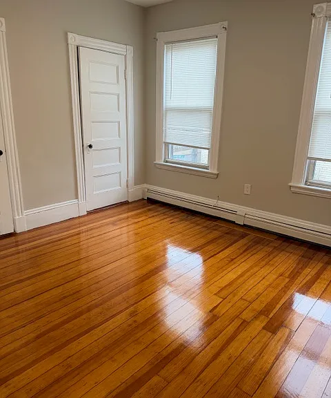 1488 Hyde Park Ave — Photo 8
