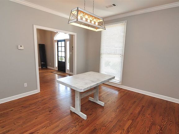 4th image of 1786 Northcross Pl N