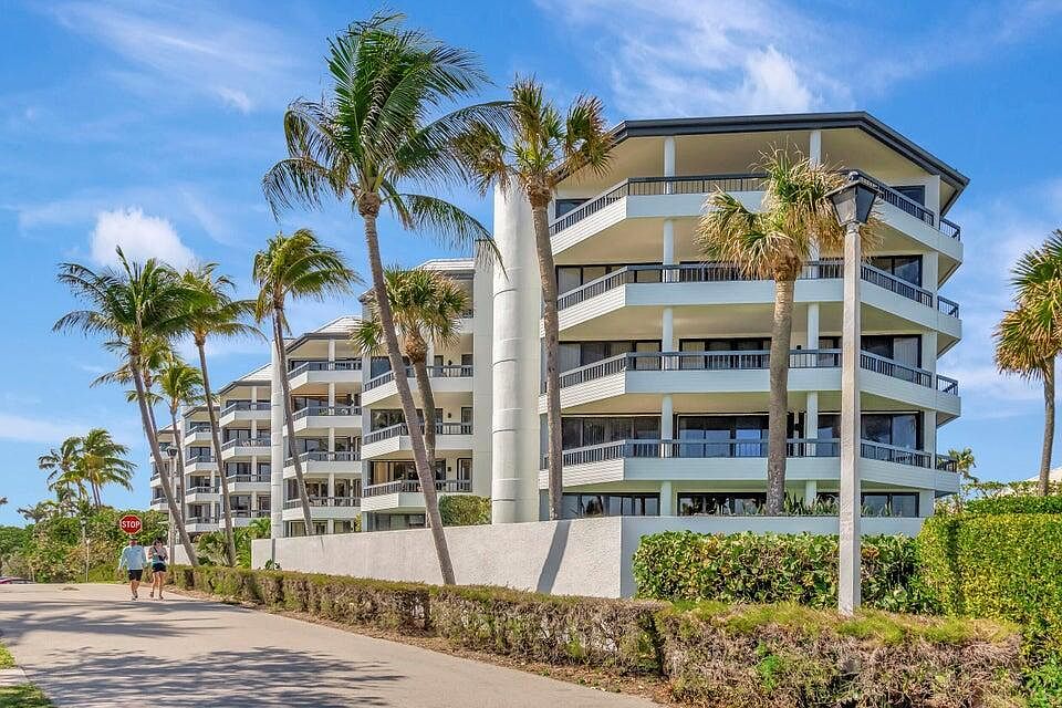 2nd image of 120 S Ocean Boulevard #2-D
