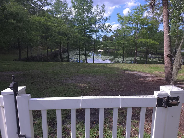 3810 Haley Ct #7 — Photo 33