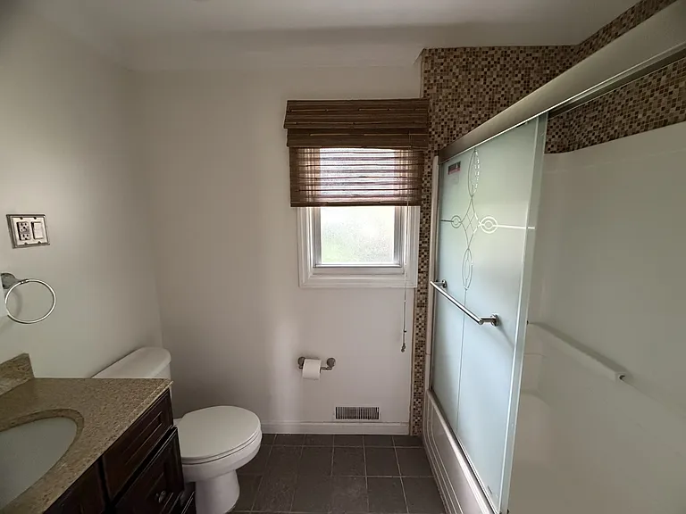 2 Dogwood Ter — Photo 12