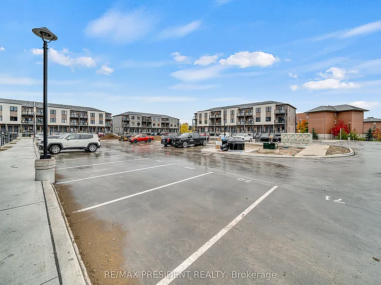 940 David St N #81 — Photo 4
