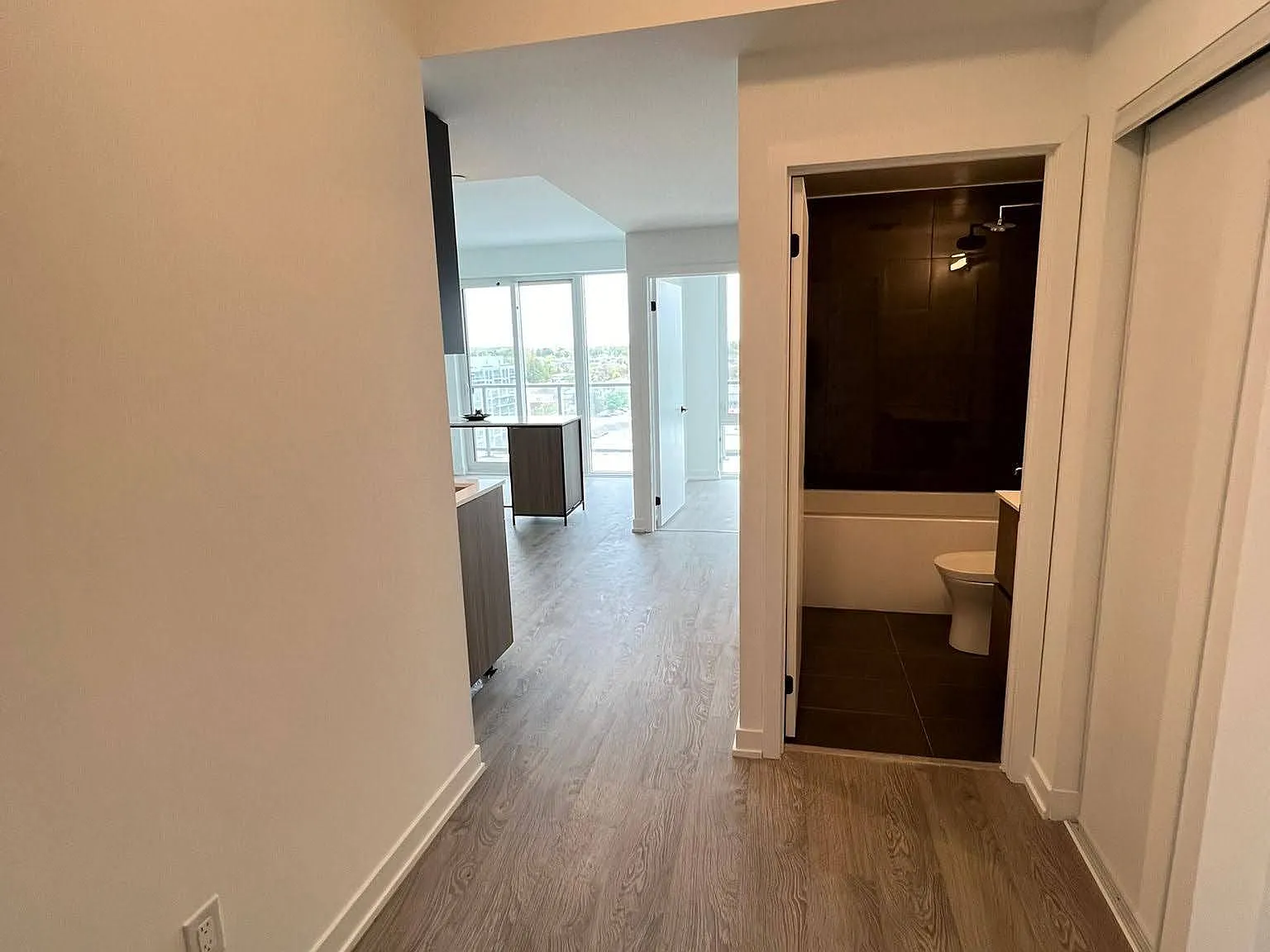 2 bed, $2,750 — Photo 2