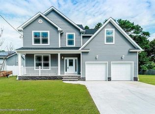 494 Roland Ave, Bayville, NJ 08721