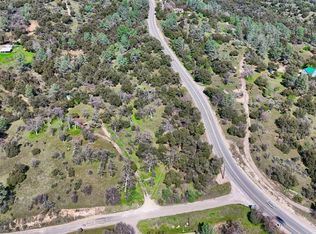 6 Knickerbocker Rd, Ahwahnee, CA 93601