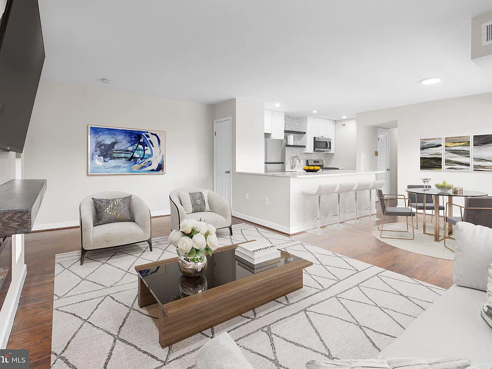 1550 Renate Dr #304