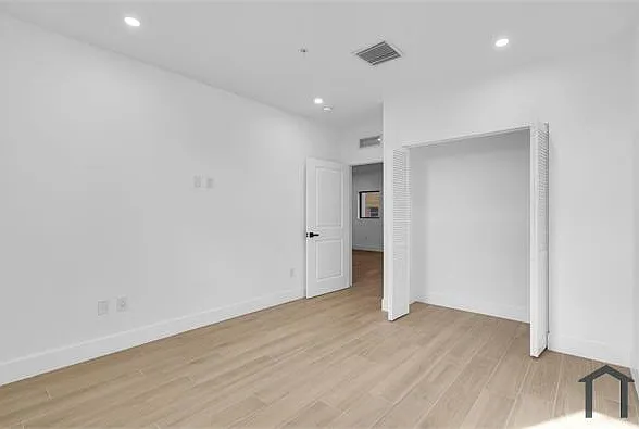 1037 NW 2nd St #2C — Photo 14