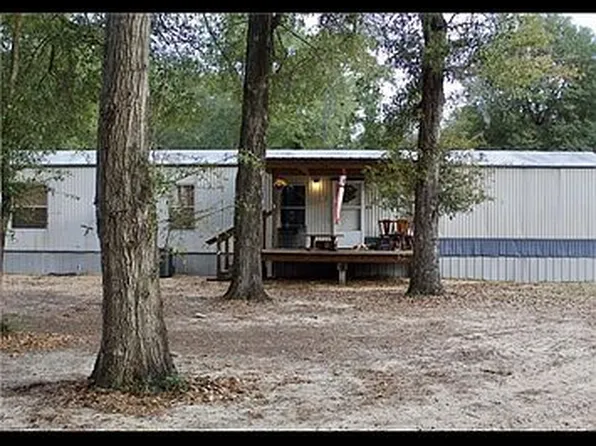 1170 Sand Island Dr, Camden, AL 36726