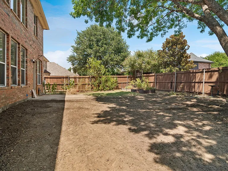3501 Jackson Dr — Photo 25