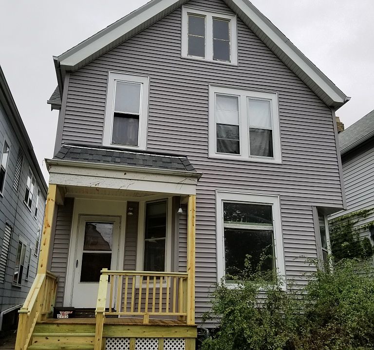 1st image of 2735 N Oakland Ave
