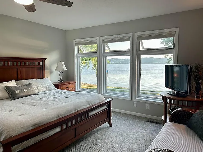 213 N Park St #1 — Photo 10