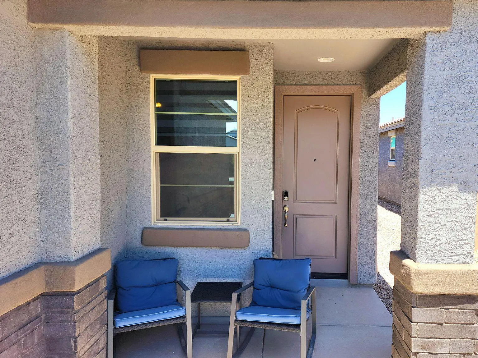 10668 W Dickerson Dr — Photo 2