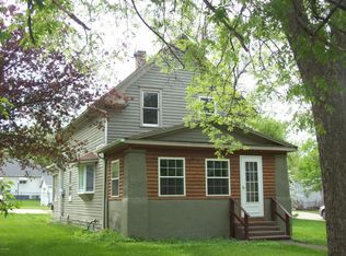 604 E 4th Ave, Rosholt, SD 57260